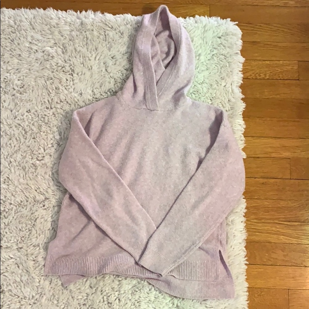 Pink sweater/sweatshirt